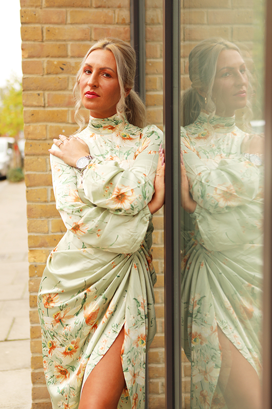 EMILIA – Model Folio
